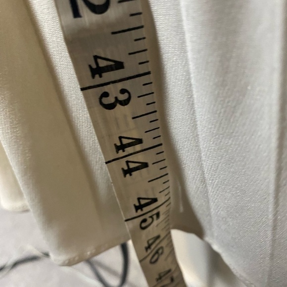 Suzi Chin Maxi Length V Neck Formal Pleated White Dress size 10 - Picture 12 of 12